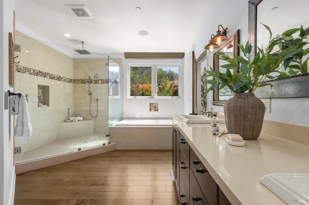 1889 Riebli Road Santa Rosa, CA 95404