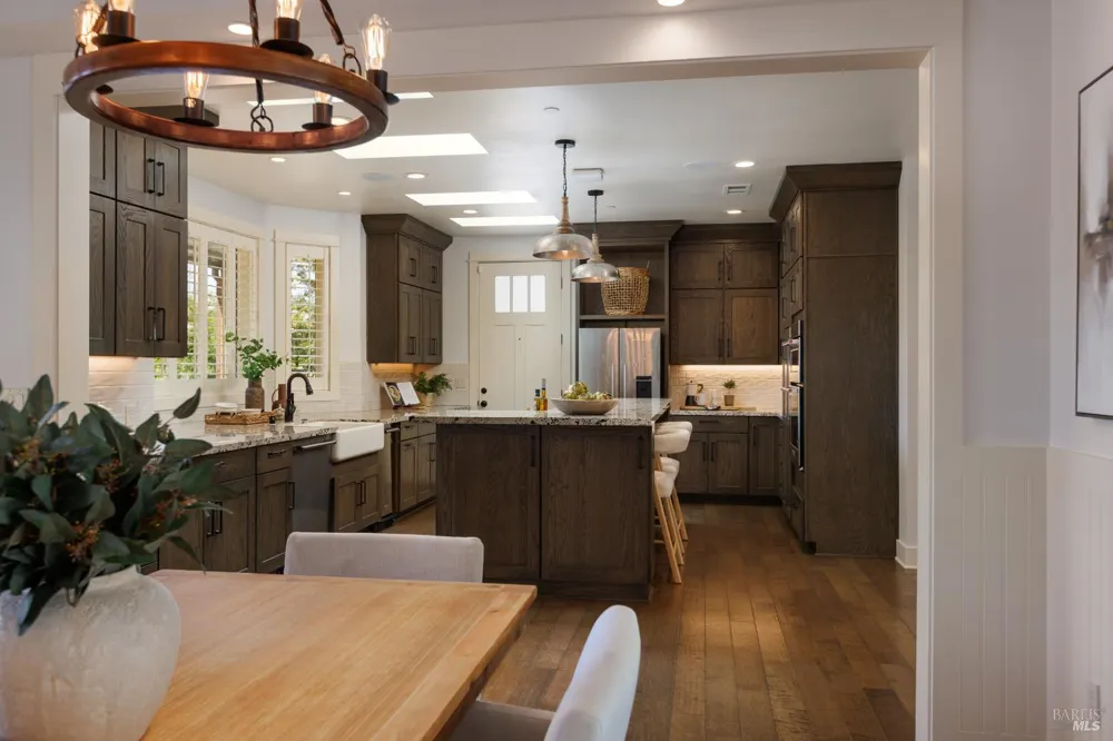 1889 Riebli Road Santa Rosa, CA 95404