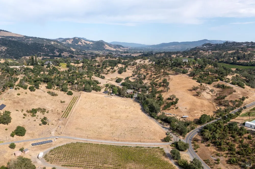 1889 Riebli Road Santa Rosa, CA 95404