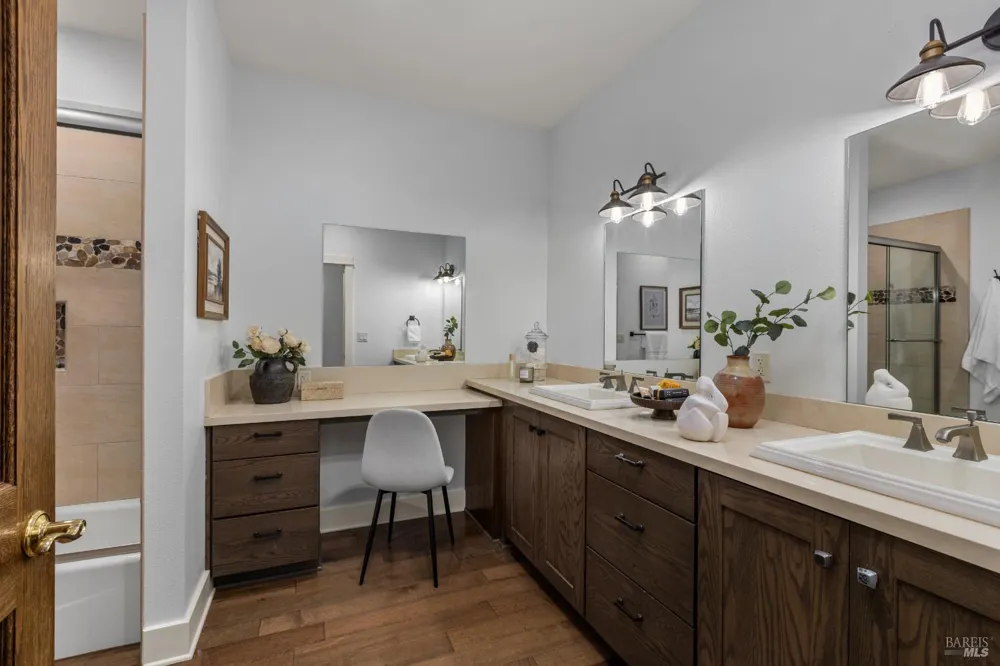 1889 Riebli Road Santa Rosa, CA 95404