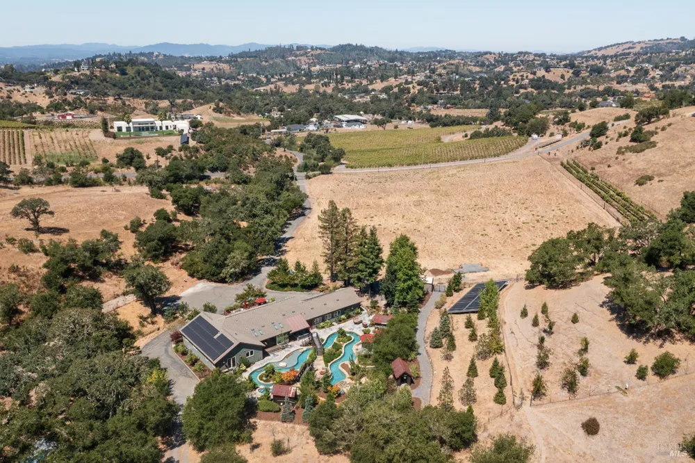 1889 Riebli Road Santa Rosa, CA 95404