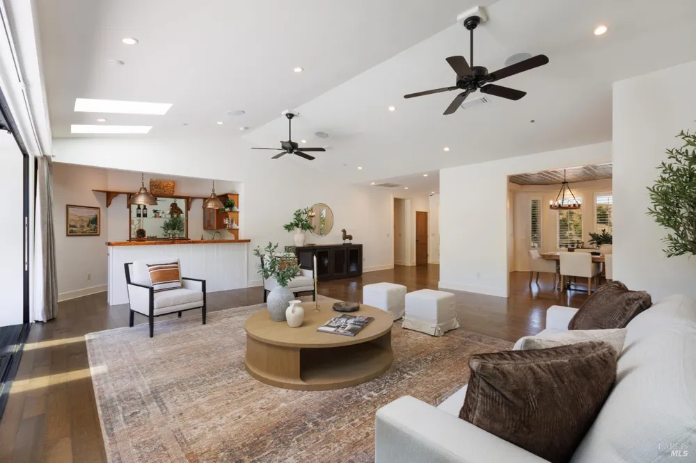 1889 Riebli Road Santa Rosa, CA 95404