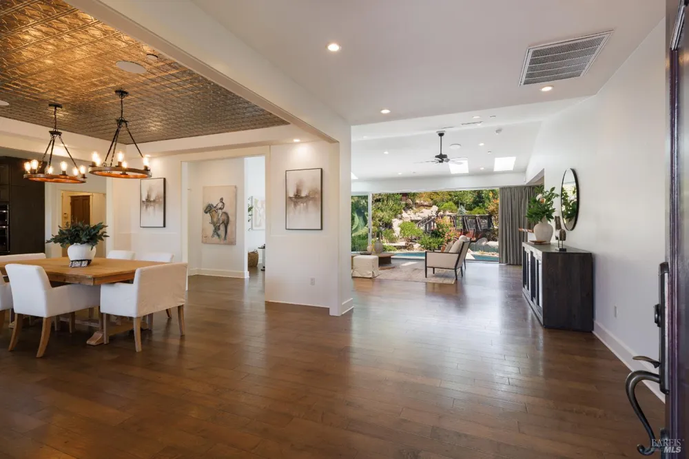 1889 Riebli Road Santa Rosa, CA 95404
