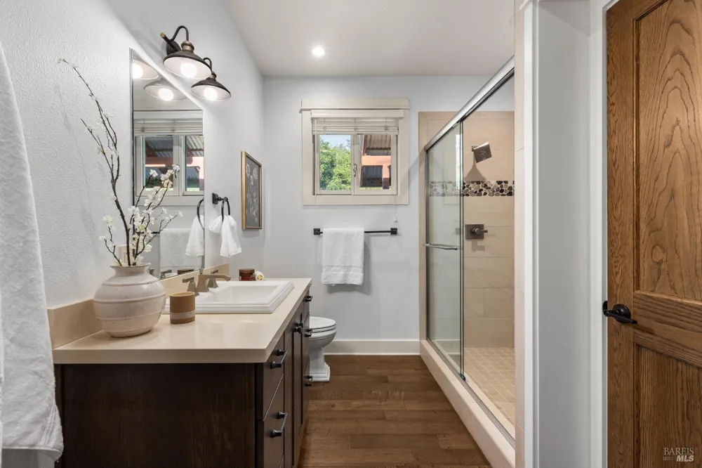 1889 Riebli Road Santa Rosa, CA 95404