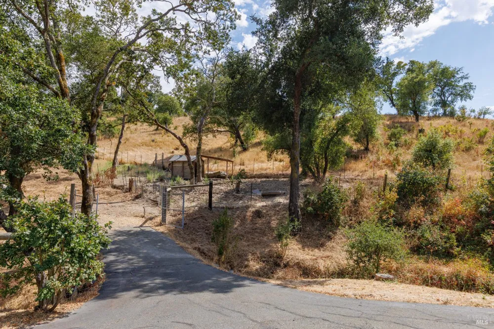 1889 Riebli Road Santa Rosa, CA 95404