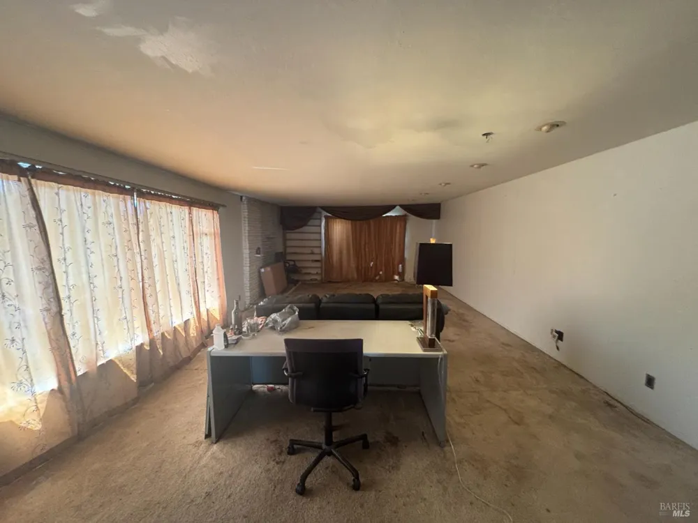 1064 Manor Road El Sobrante, CA 94803
