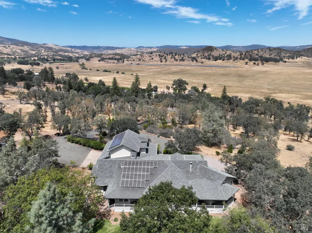 16855 Black Oak Hill Drive Middletown, CA 95461