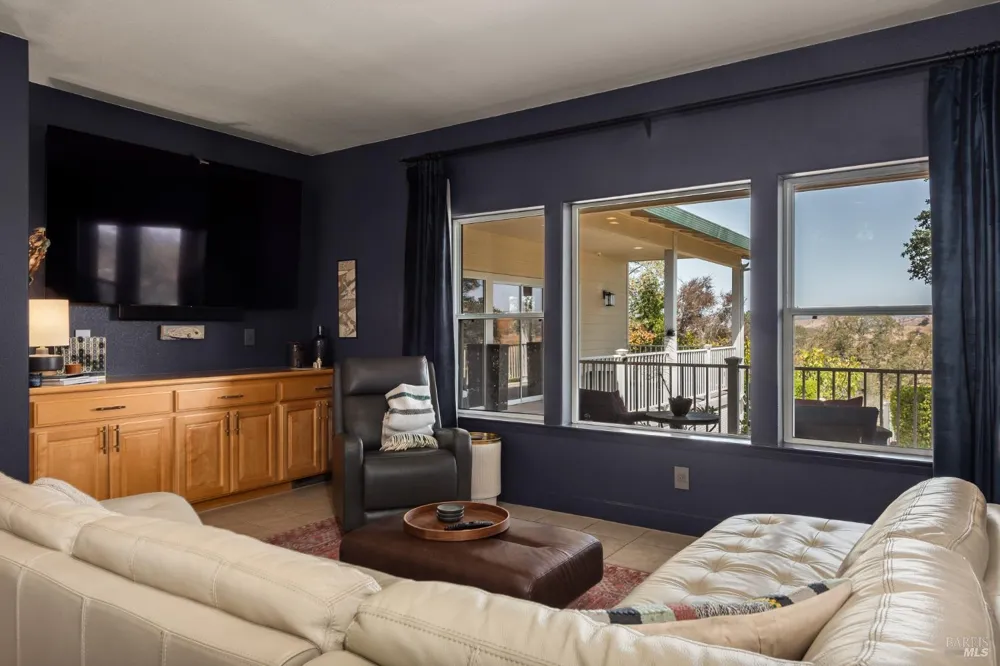16855 Black Oak Hill Drive Middletown, CA 95461