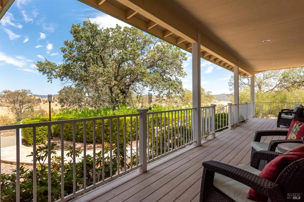 16855 Black Oak Hill Drive Middletown, CA 95461