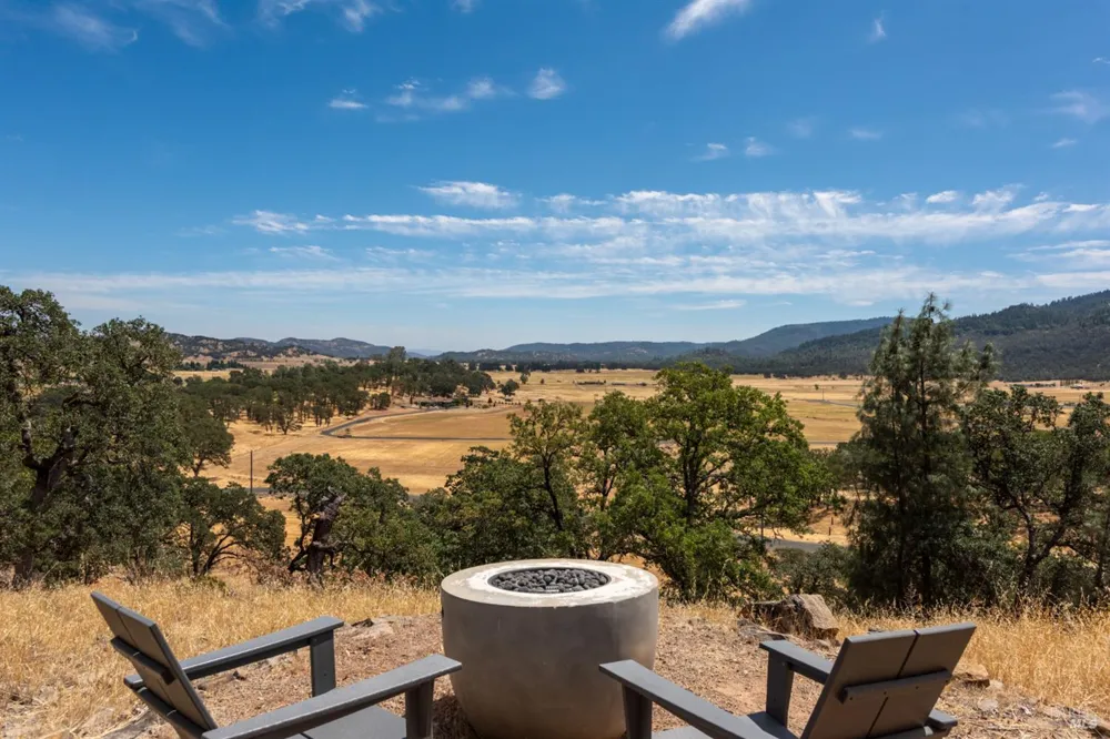 16855 Black Oak Hill Drive Middletown, CA 95461