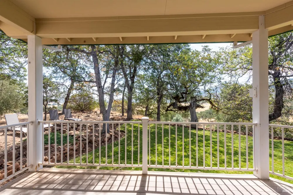16855 Black Oak Hill Drive Middletown, CA 95461