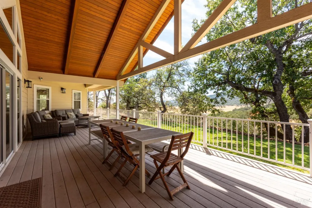 16855 Black Oak Hill Drive Middletown, CA 95461