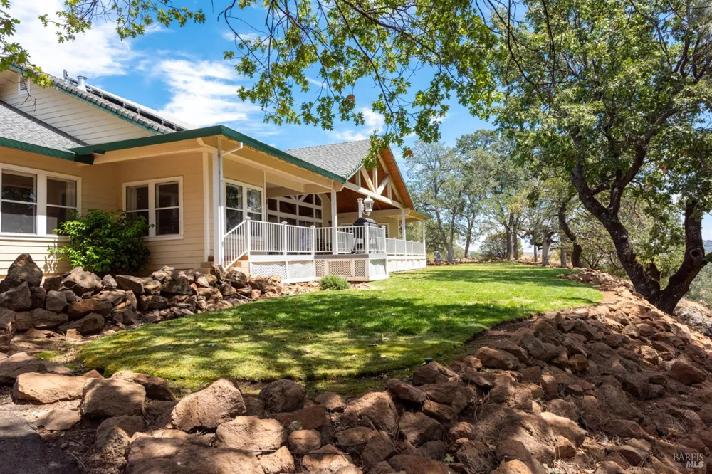 16855 Black Oak Hill Drive Middletown, CA 95461