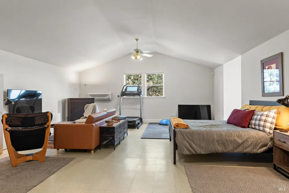 16855 Black Oak Hill Drive Middletown, CA 95461