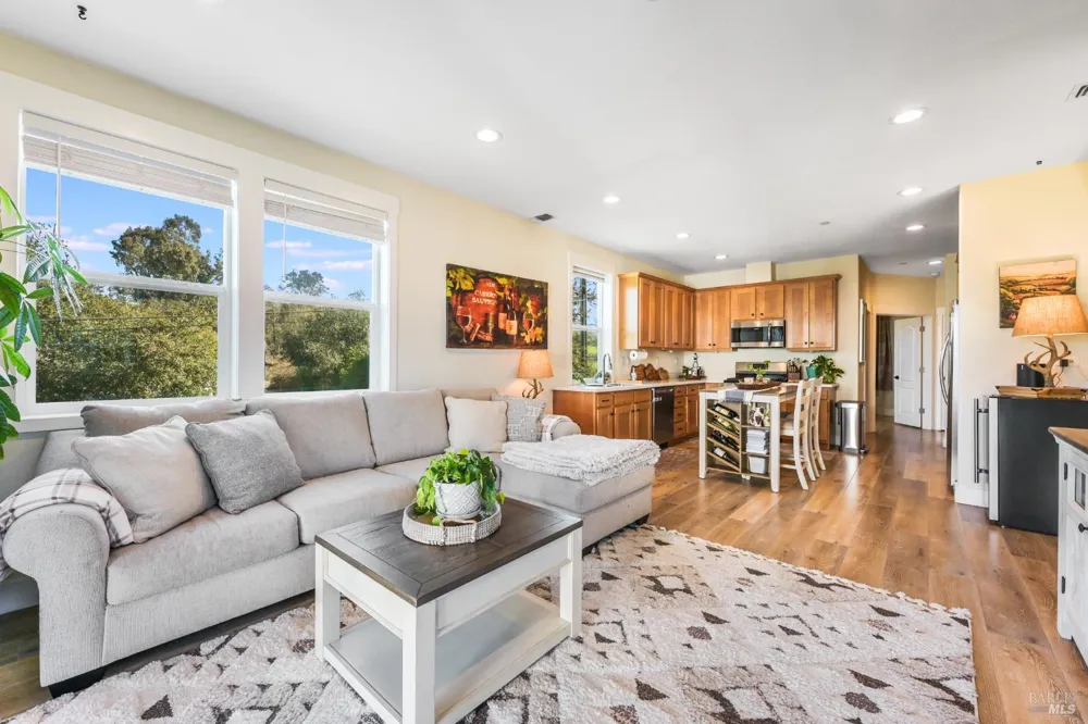 2668 Franz Kafka Avenue Santa Rosa, CA 95404