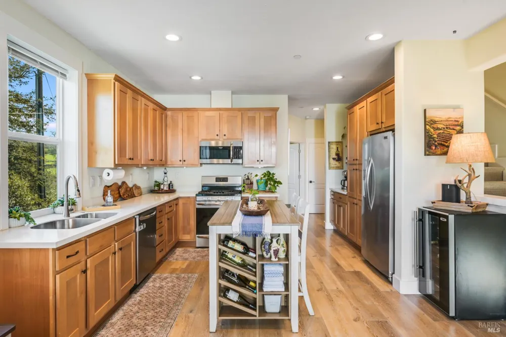 2668 Franz Kafka Avenue Santa Rosa, CA 95404