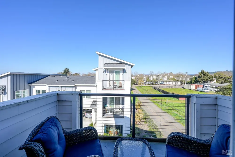 2668 Franz Kafka Avenue Santa Rosa, CA 95404