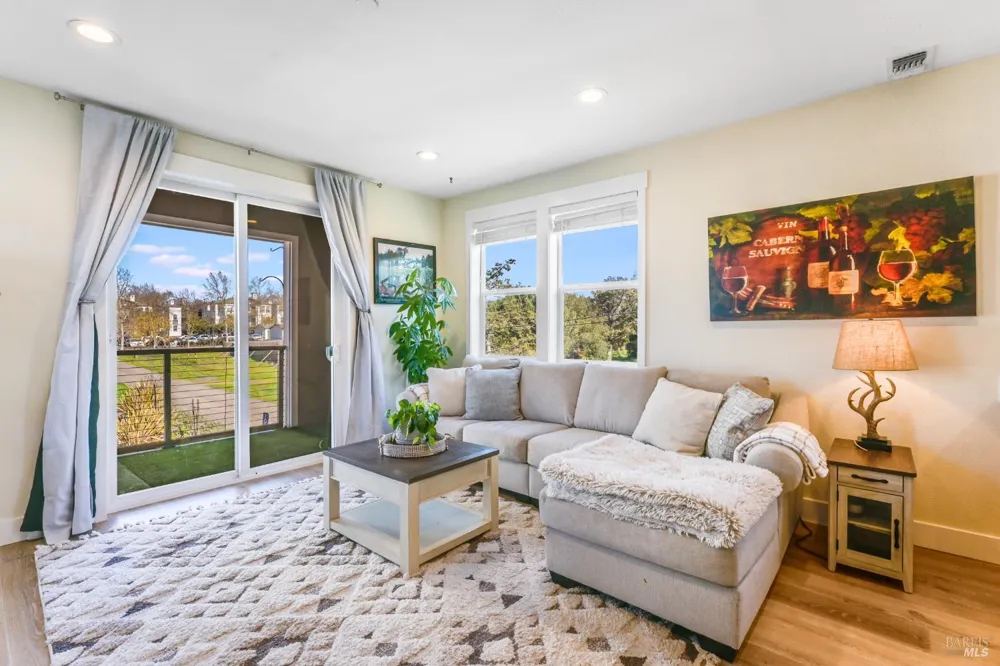 2668 Franz Kafka Avenue Santa Rosa, CA 95404