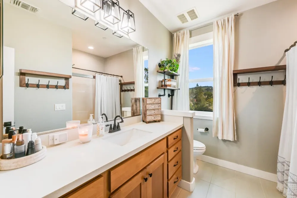 2668 Franz Kafka Avenue Santa Rosa, CA 95404