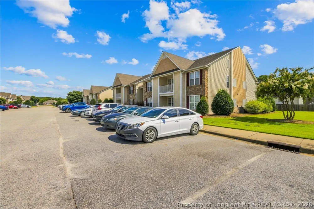 1325 Kershaw Loop #233 Fayetteville, NC 28314