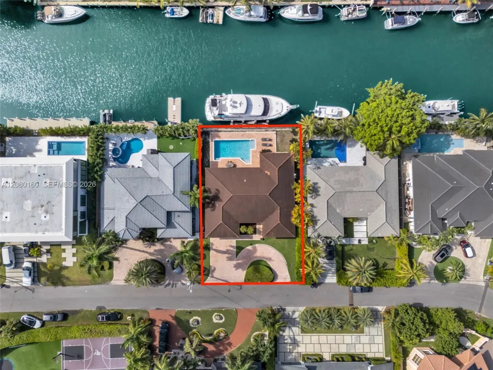 2930 NE 164th St North Miami Beach, FL 33160