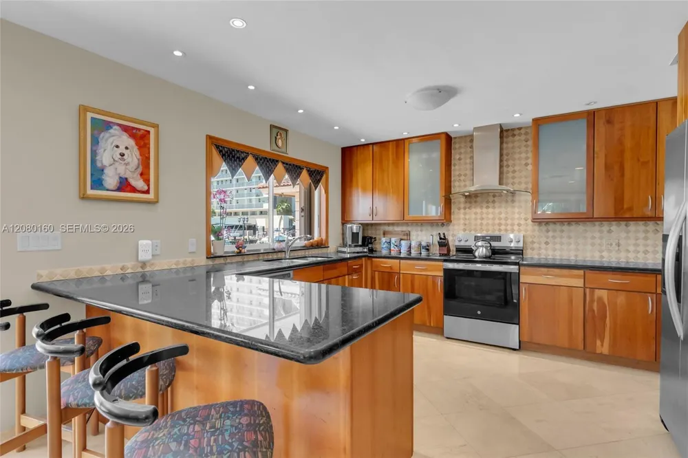 2930 NE 164th St North Miami Beach, FL 33160