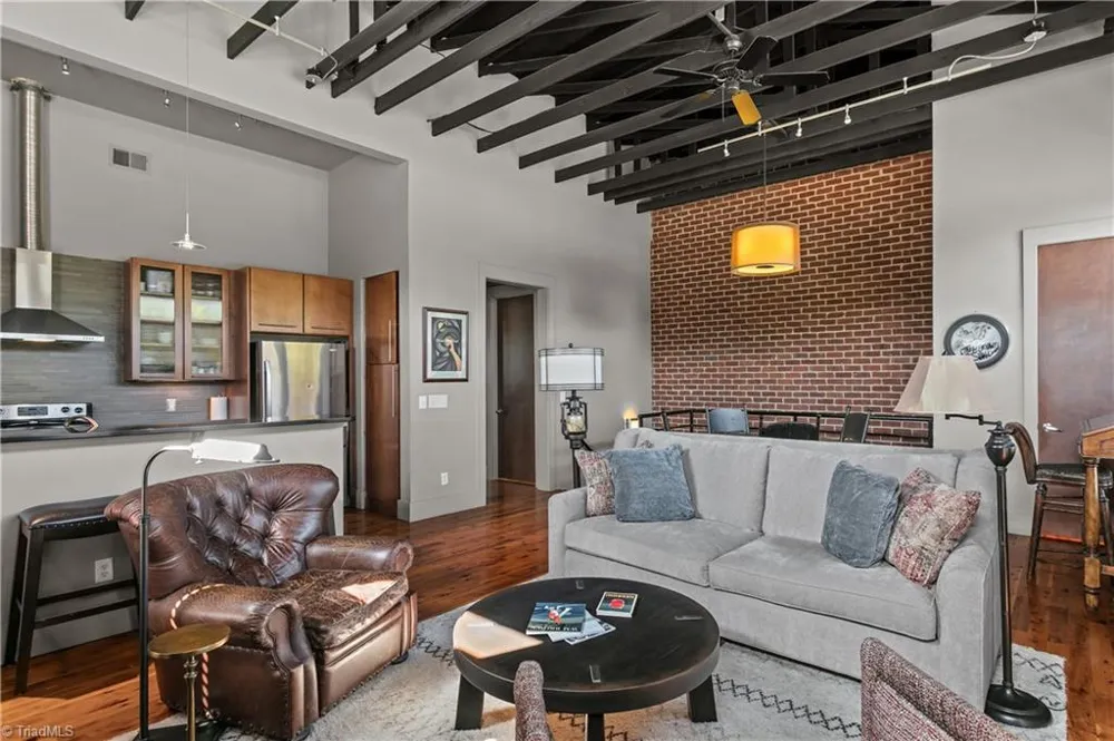 460 Arlington Street Greensboro, NC 27406