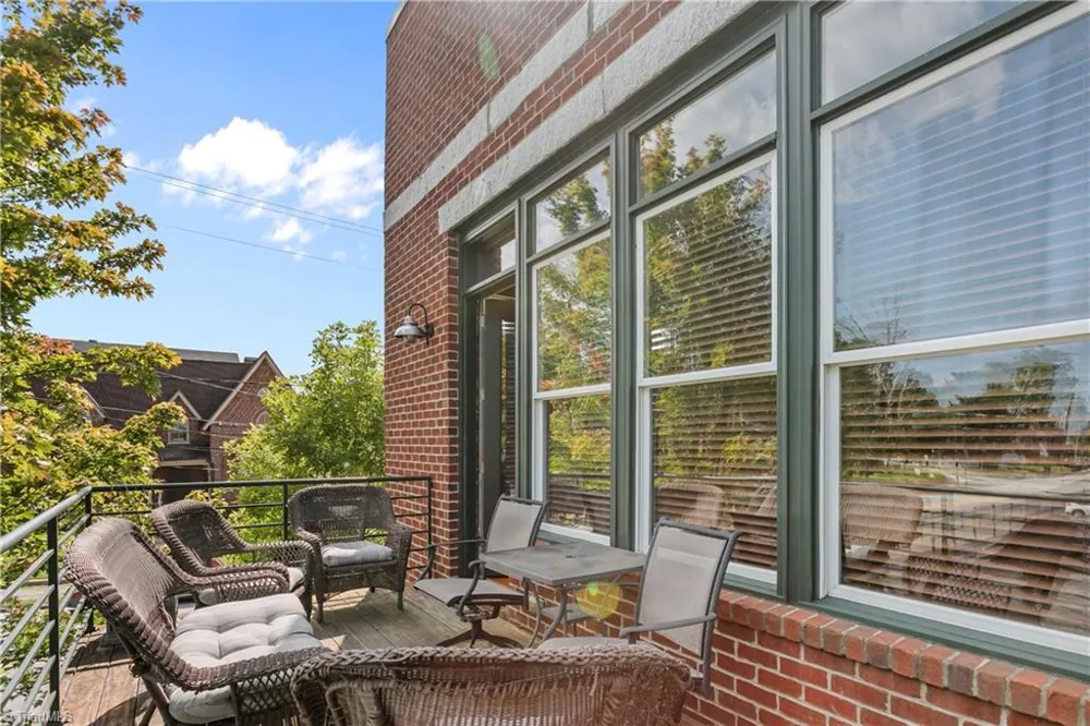 460 Arlington Street Greensboro, NC 27406