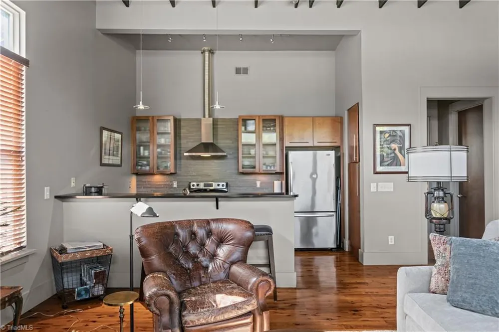 460 Arlington Street Greensboro, NC 27406