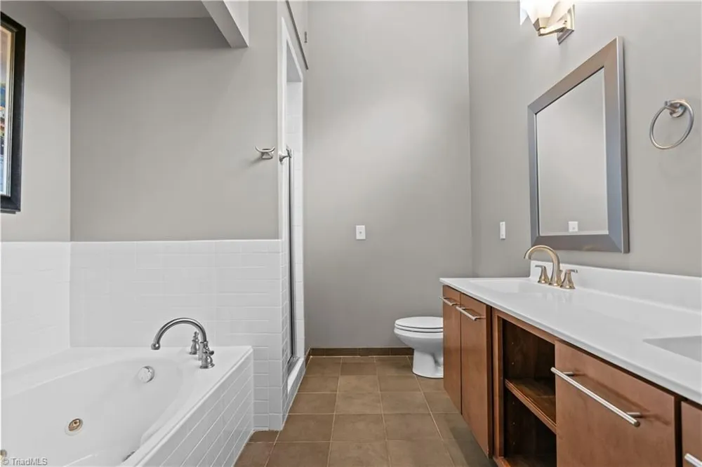 460 Arlington Street Greensboro, NC 27406
