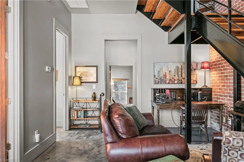 460 Arlington Street Greensboro, NC 27406
