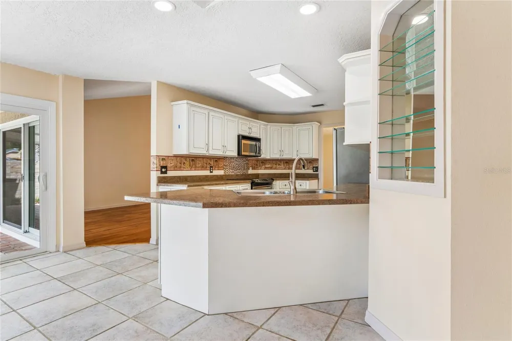 2966 SUMNER WAY Palm Harbor, FL 34684
