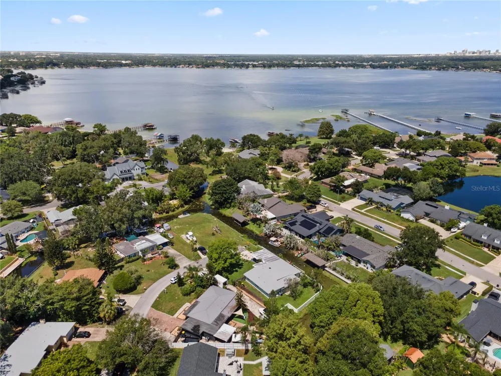 6809 WILLOUGHBY LANE Belle Isle, FL 32812