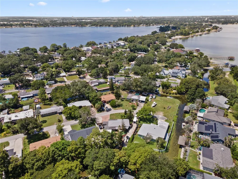 6809 WILLOUGHBY LANE Belle Isle, FL 32812