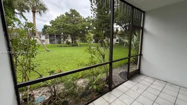 3101 Oakland Shores Dr #H108 Oakland Park, FL 33309