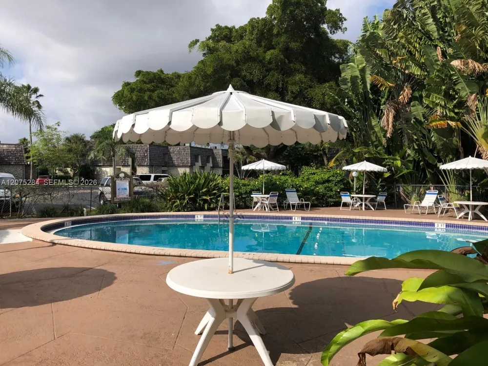 3101 Oakland Shores Dr #H108 Oakland Park, FL 33309