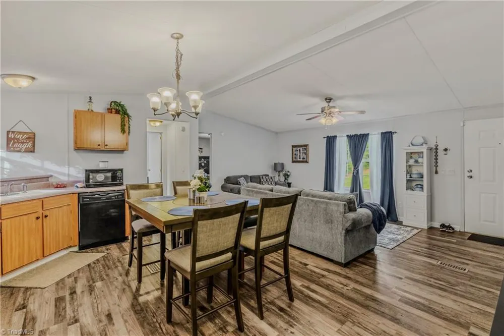 171 Clover Lane Mount Airy, NC 27030