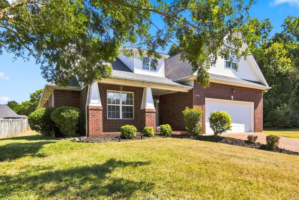 1106 Saddle Creek Dr Mount Juliet, TN 37122