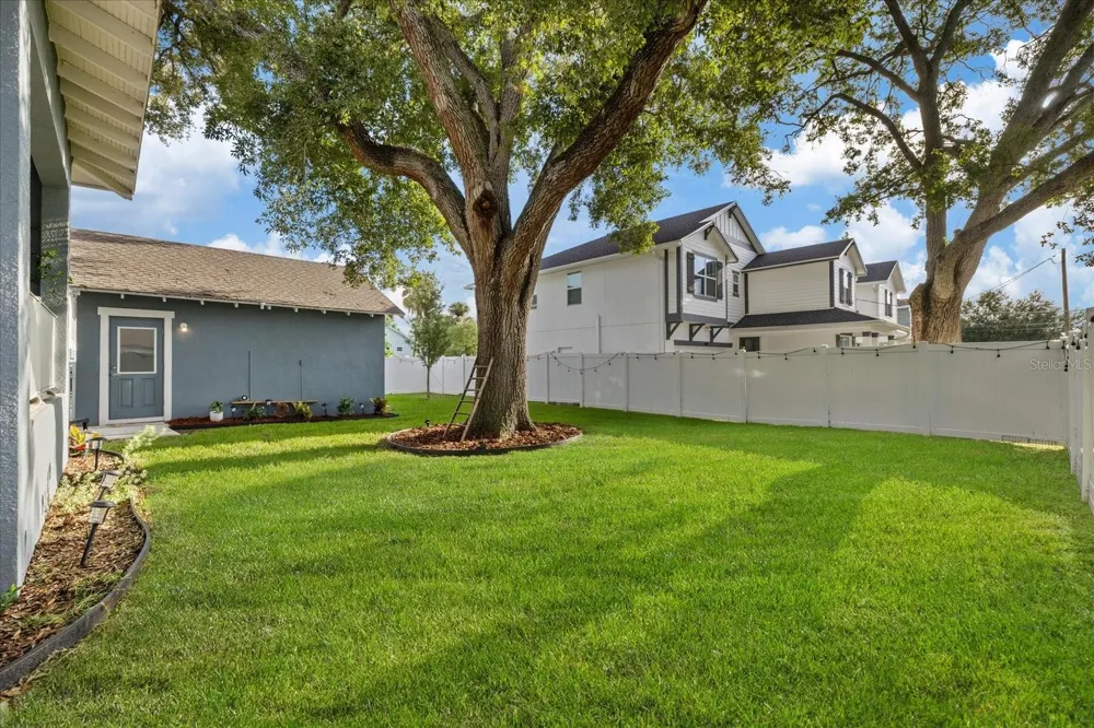 4210 CENTRAL AVENUE Tampa, FL 33603