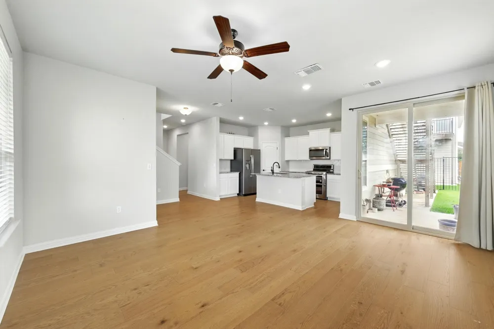 8007 Orizzonte Street Austin, TX 78744