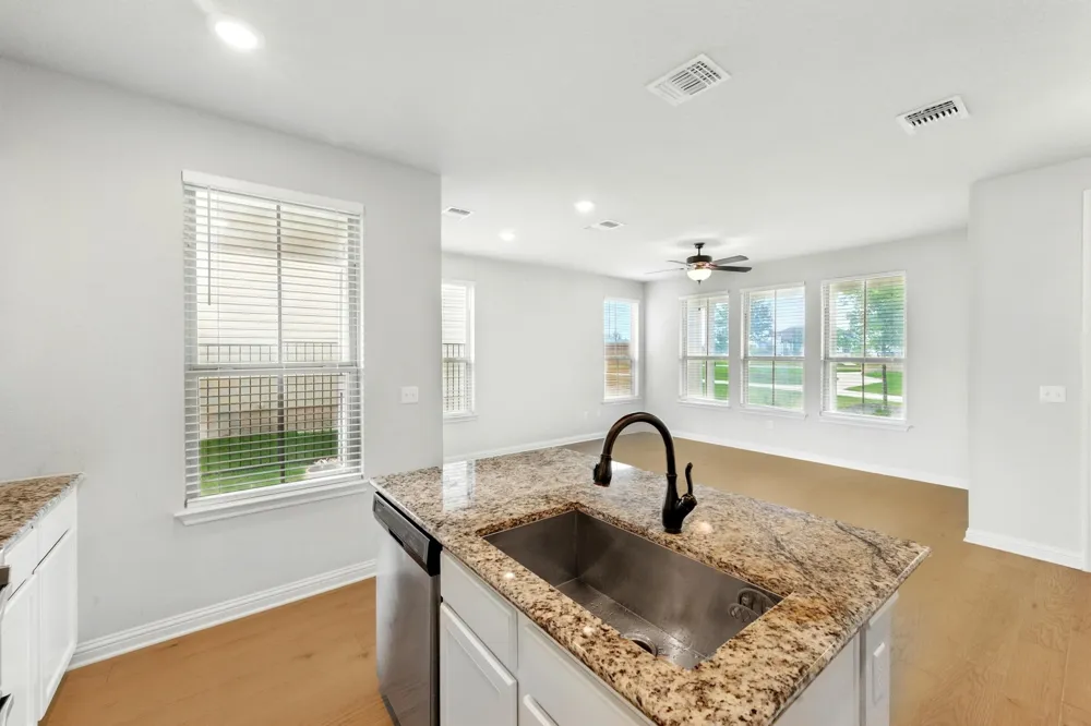 8007 Orizzonte Street Austin, TX 78744