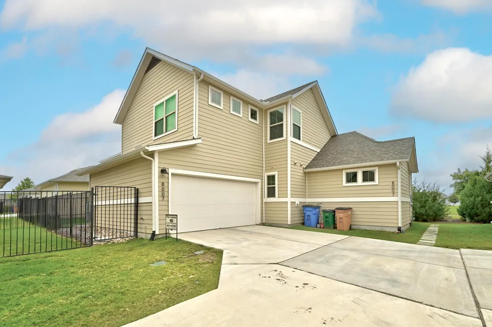 8007 Orizzonte Street Austin, TX 78744