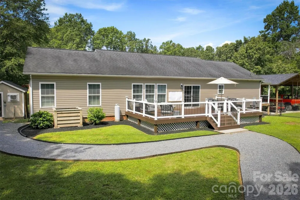 349 Woodleaf Road Forest City, NC 28043