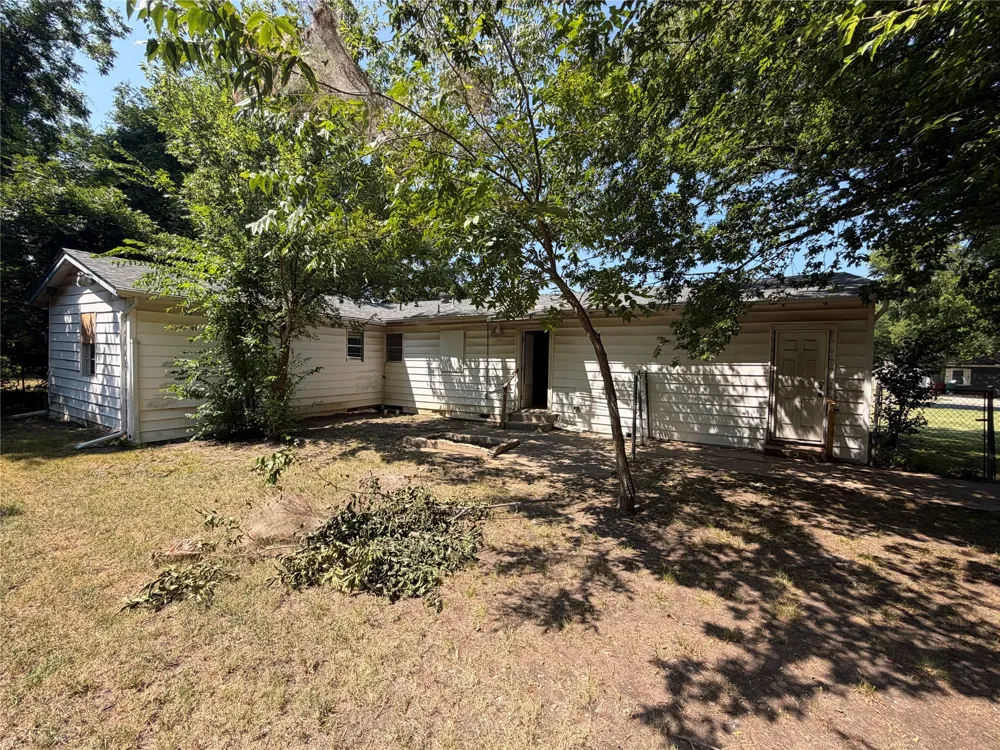 1305 Brents Avenue Sherman, TX 75090