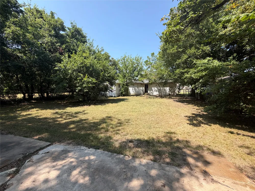 1305 Brents Avenue Sherman, TX 75090