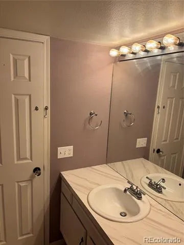 1921 S Hannibal Court #E Aurora, CO 80013
