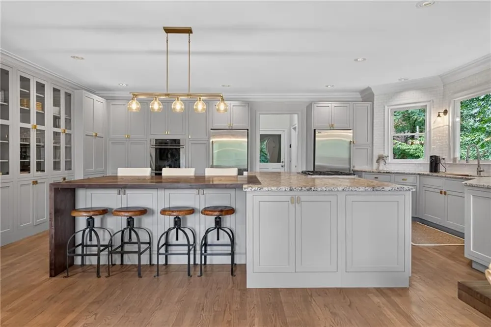 950 Tiverton Lane Johns Creek, GA 30022