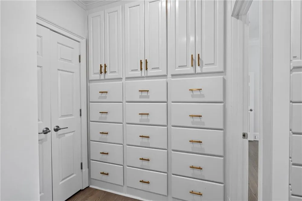 950 Tiverton Lane Johns Creek, GA 30022