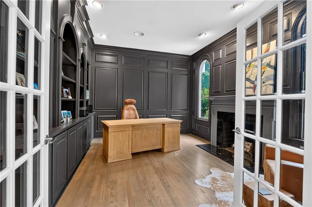 950 Tiverton Lane Johns Creek, GA 30022