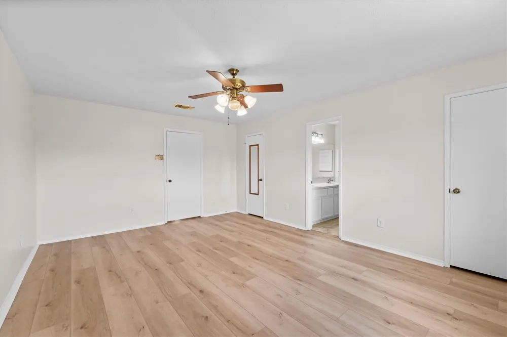 14219 Swanfield Drive Houston, TX 77083